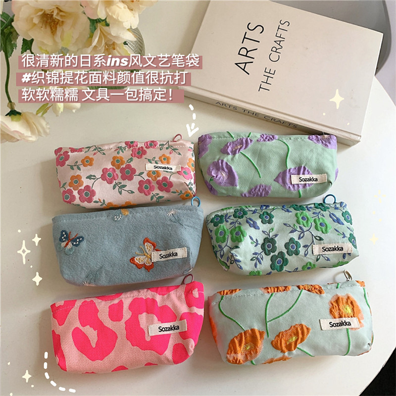 111251 Japanese-style fresh and simple stationery pen case, ins portable canvas makeup bag, female student storage bag full figure
