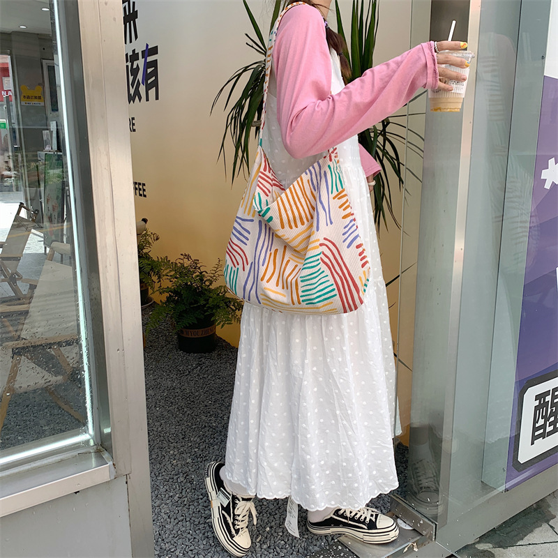 35201 New striped single-shoulder bag for work and commuting, crossbody bag, 2023 color-blocking large-capacity shopping bag for strolling Specification drawing
