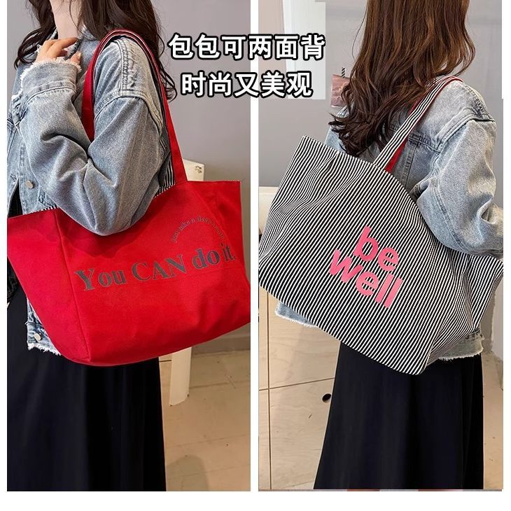 New canvas single-shoulder travel bag, fitness bag, college student universal travel bag, swimming bag, yoga bag and tote bag details Picture