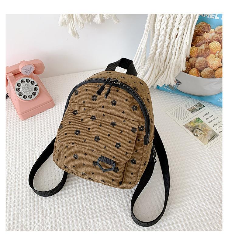 The 2024 backpack features a Japanese-style, fresh and girlish casual multi-purpose single-shoulder bag and a Korean-style, fashionable and retro crossbody bag undefined