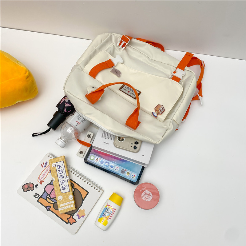 Canvas bag, female college student's class bag, primary school student's tutorial bag, handbag, book bag, tutorial bag, single-shoulder crossbody bag Application Scenario
