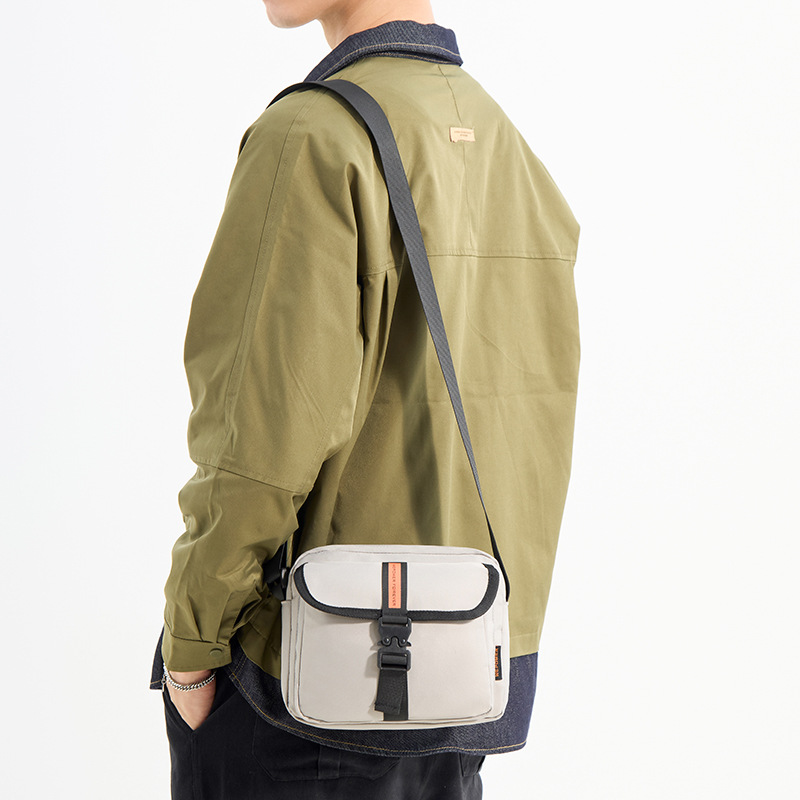 WEPOWER's new fashionable, casual and sporty chest bag, multi-functional crossbody bag, versatile chest bag and men's single-shoulder bag Specification drawing