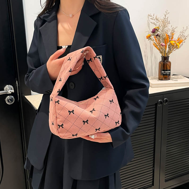 Corduroy fashionable printed crossbody bag for women 2025 new autumn season underarm bag, simple and fashionable single-shoulder bag full figure