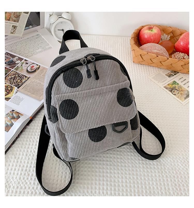 British-style cute and versatile mini single-shoulder small crossbody bag 2023 new style artistic and casual small backpack wholesale undefined