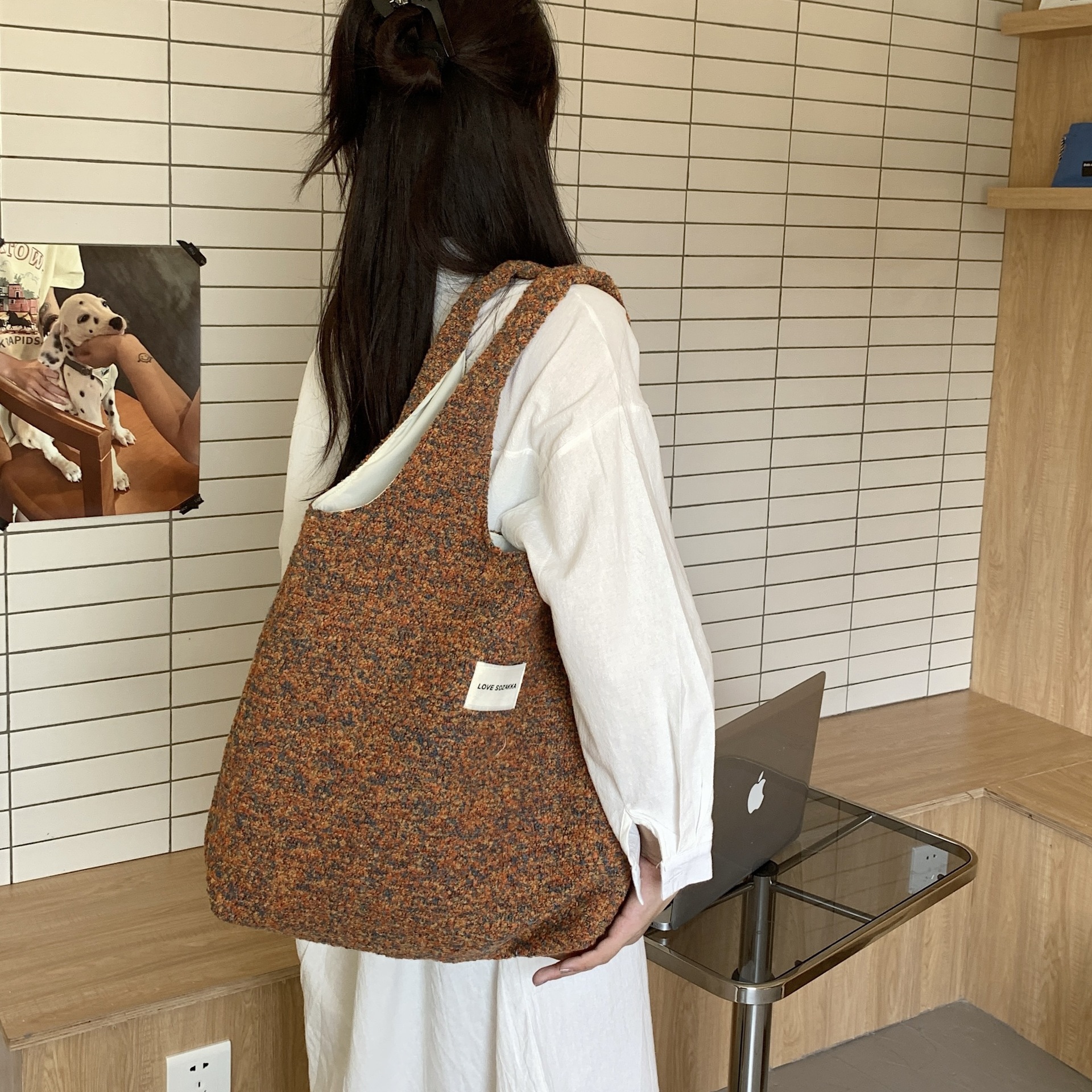 28171 woolen Japanese and Korean large bag, Harajuku versatile female student large capacity single-shoulder bag, retro vest bag Specification drawing