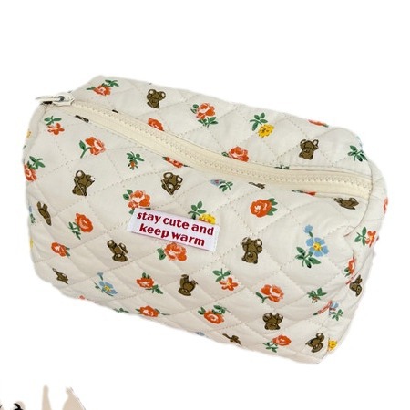 A three-piece set of homemade cartoon bear flower makeup bag, large-capacity portable travel toiletry bag and miscellaneous storage bag Item Picture