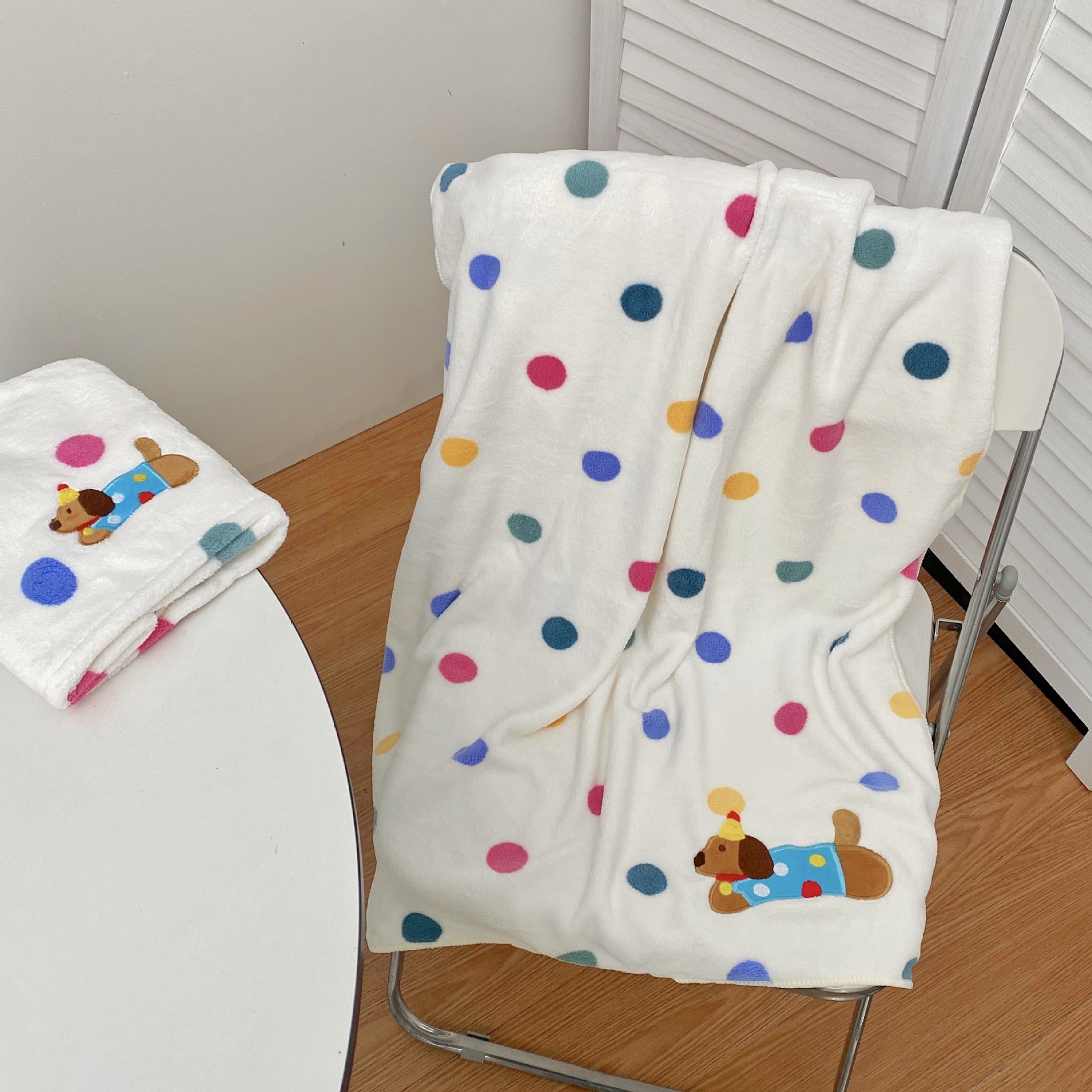 Soft and fluffy spotted dog bath towel, dry hair cap, suitable for bathing and wrapping, highly absorbent bathroom towel for girls full figure