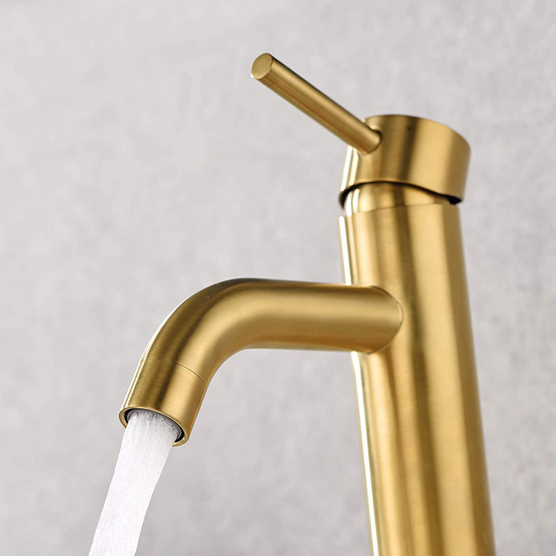 Cross-border 304 stainless steel washbasin faucet, brushed gold, cold and hot, bathroom washbasin, household single-hole faucet Application Scenario