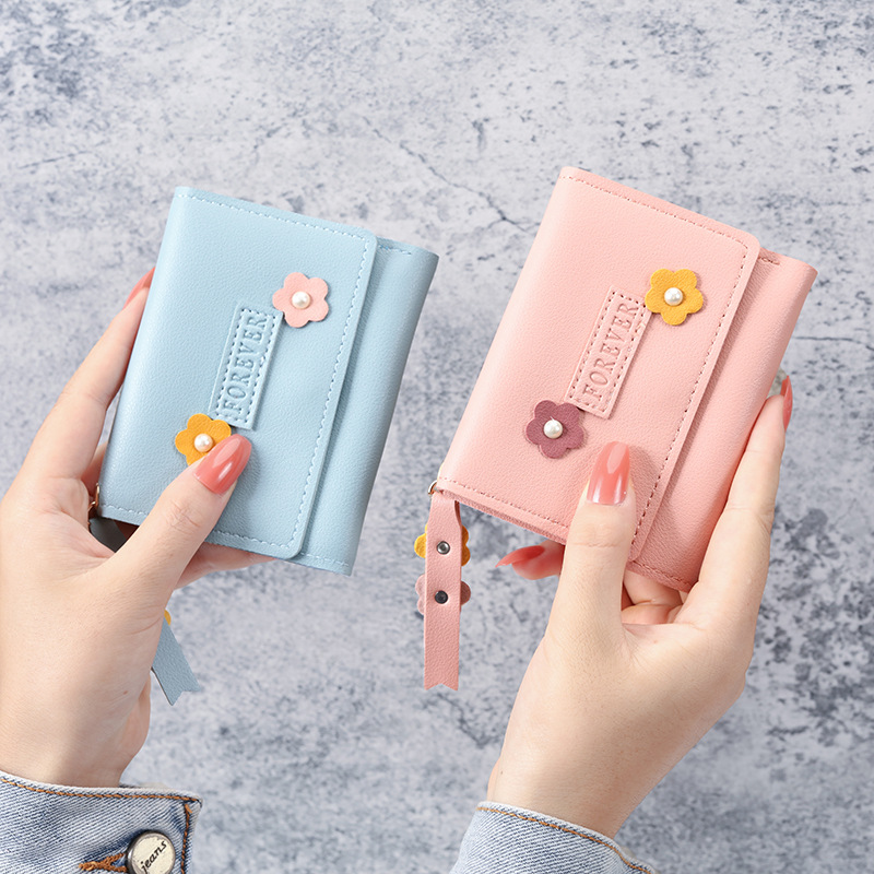 Factory direct sales 2022 Korean version new women's wallet, short, creative and fashionable wallet, student buckle coin purse Specification drawing