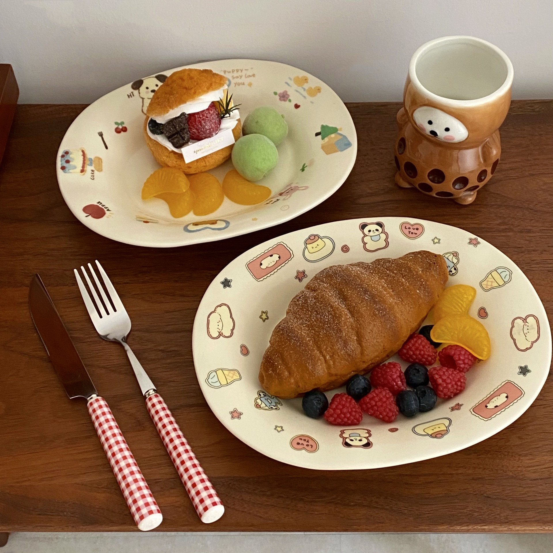 Ceramic graffiti series oval plate, cute cartoon animal kitchen fruit and vegetable plate, breakfast light food dessert photo plate details Picture