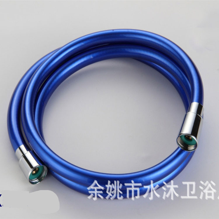 pvc shower heads, shower hoses 1.5m and 2m from the manufacturer for wholesale. Silver powder gray colored shower hoses and shower heads details Picture