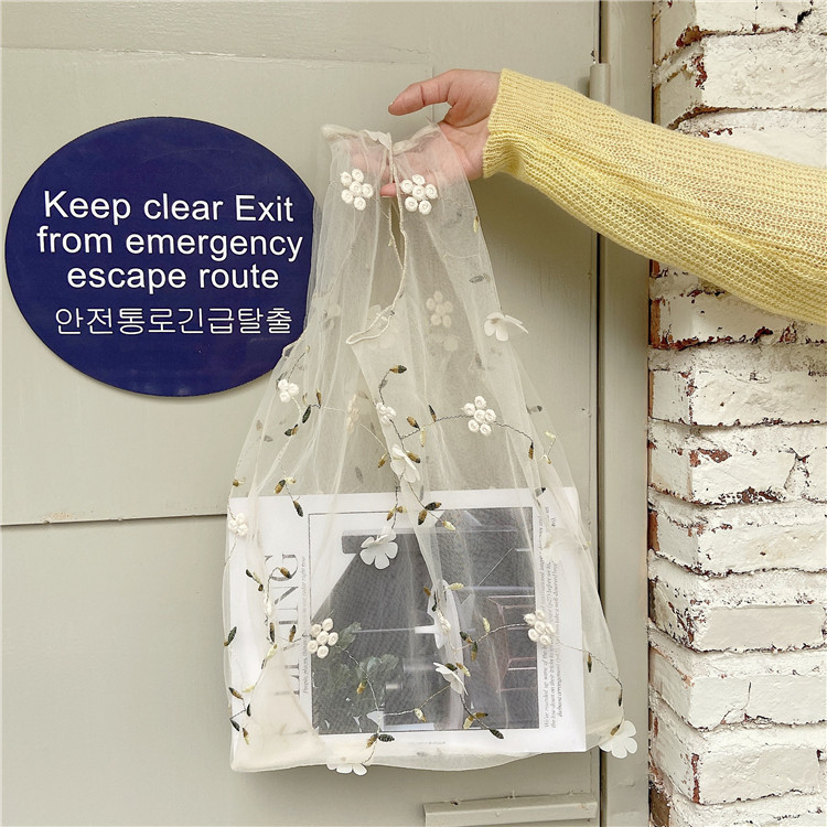 0492 New Style mesh embroidered flower Bag Fairy Summer Cute and fresh Mesh hand-carried Bag wholesale supply Item Picture