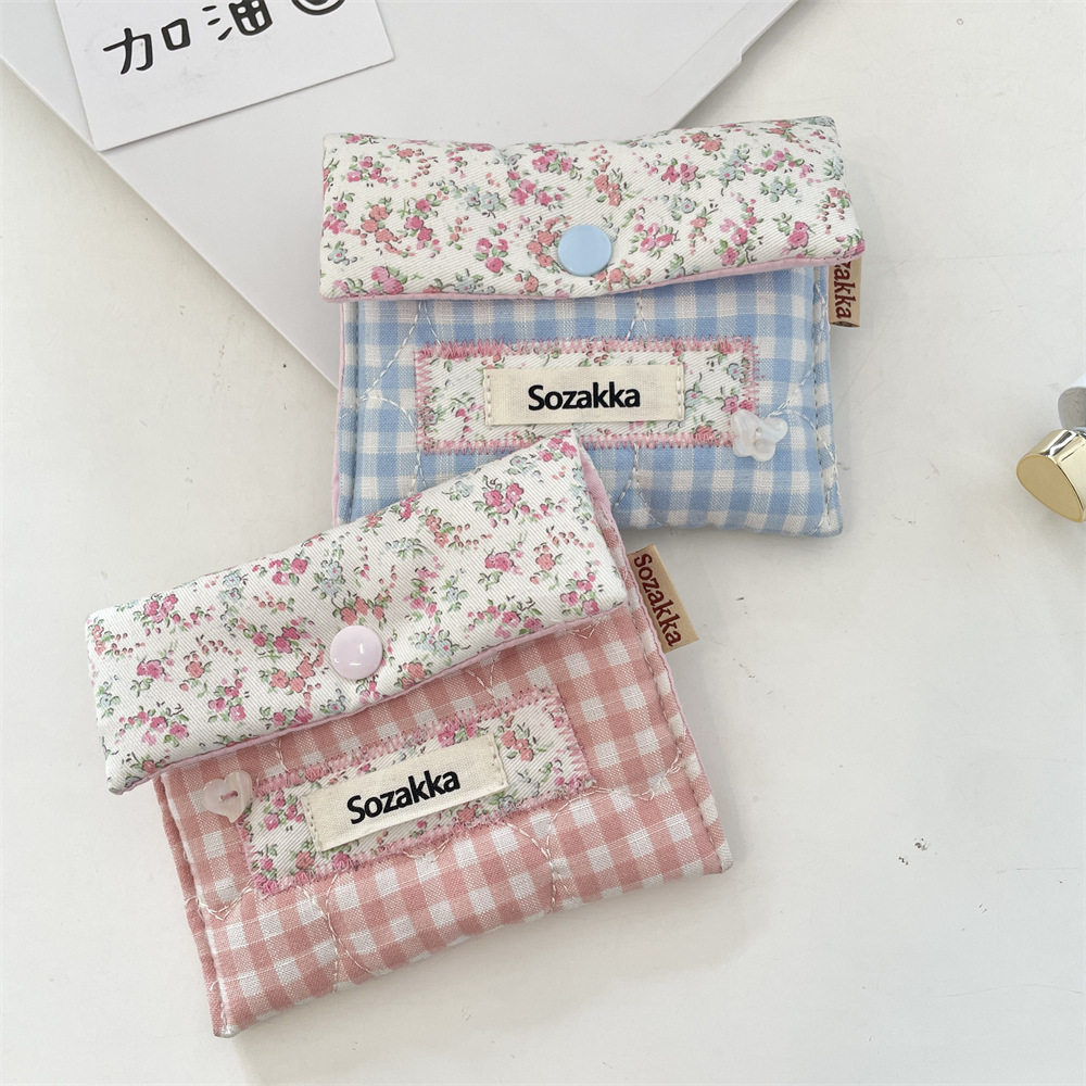 53242 High Appearance level Sanitary napkin Storage Bag, student portable small fabric menstrual bag, going out Menstrual bag full figure