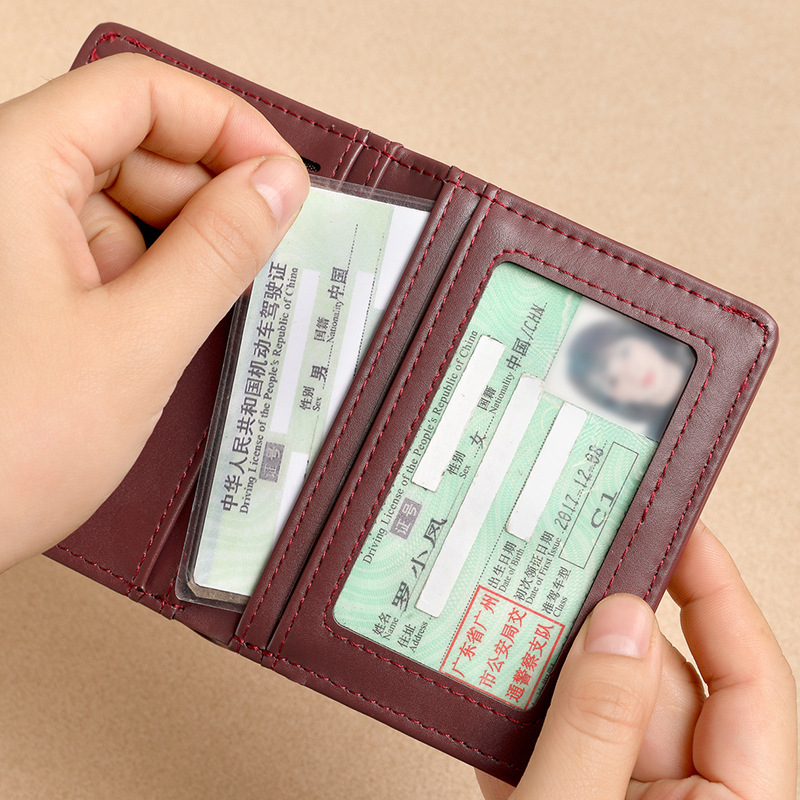 Ultra-thin bank card case for men and women, true soft pickup clamp, small card case, driver's license card holder manufacturer wholesale Application Scenario