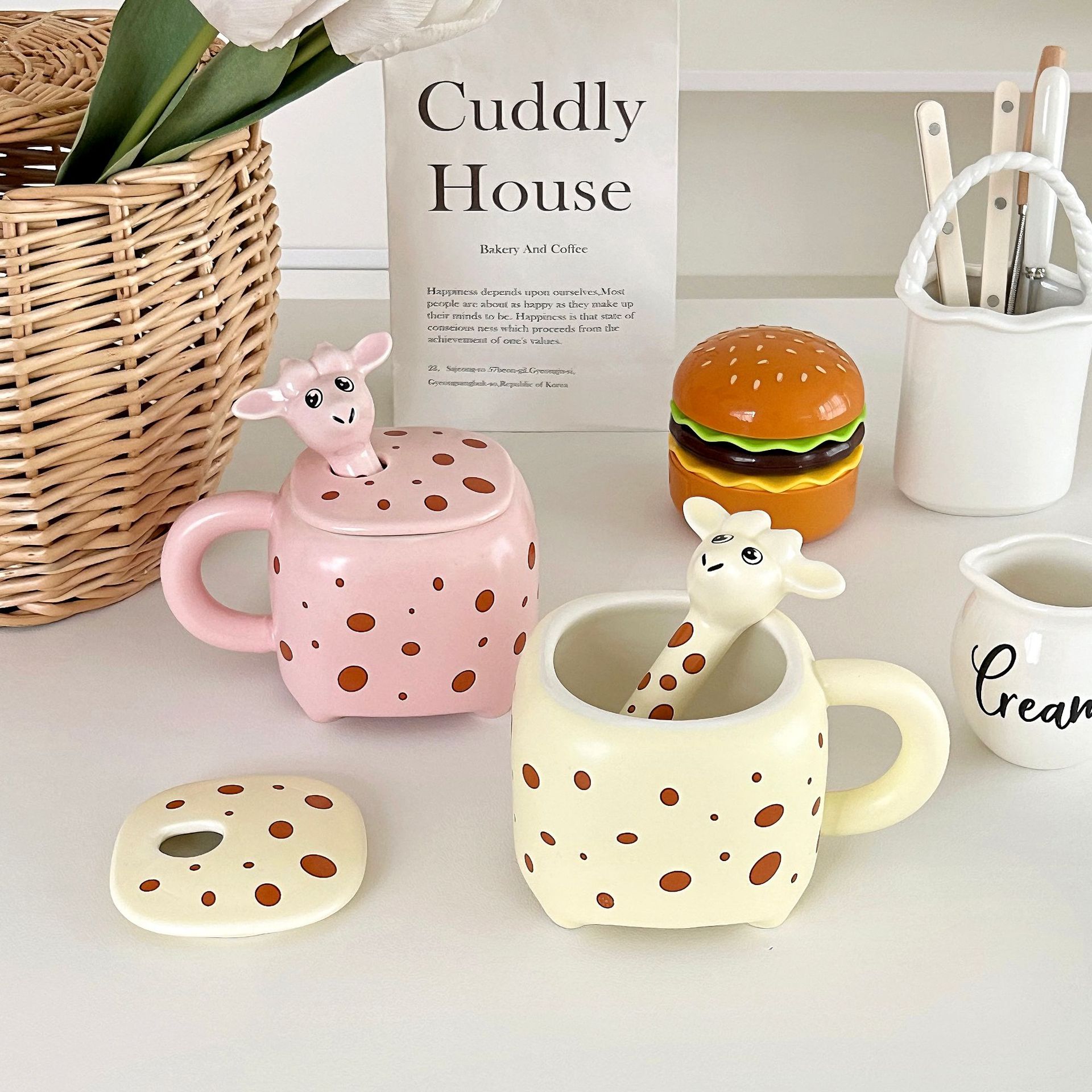 Milk fufu giraffe mug, high appearance level, home breakfast cup, covered spoon, ceramic cup, couple cup, souvenir full figure
