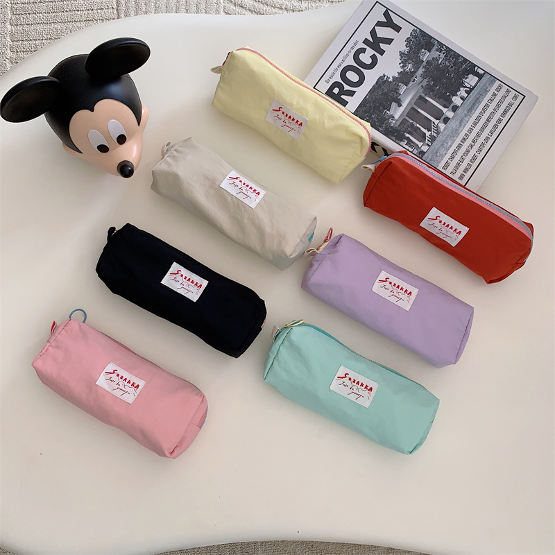 【 In Stock 】34223 Macaron Pen Case Cosmetic Bag Small Portable Storage Bag Hand-held Pen Case Toiletry Bag for women full figure