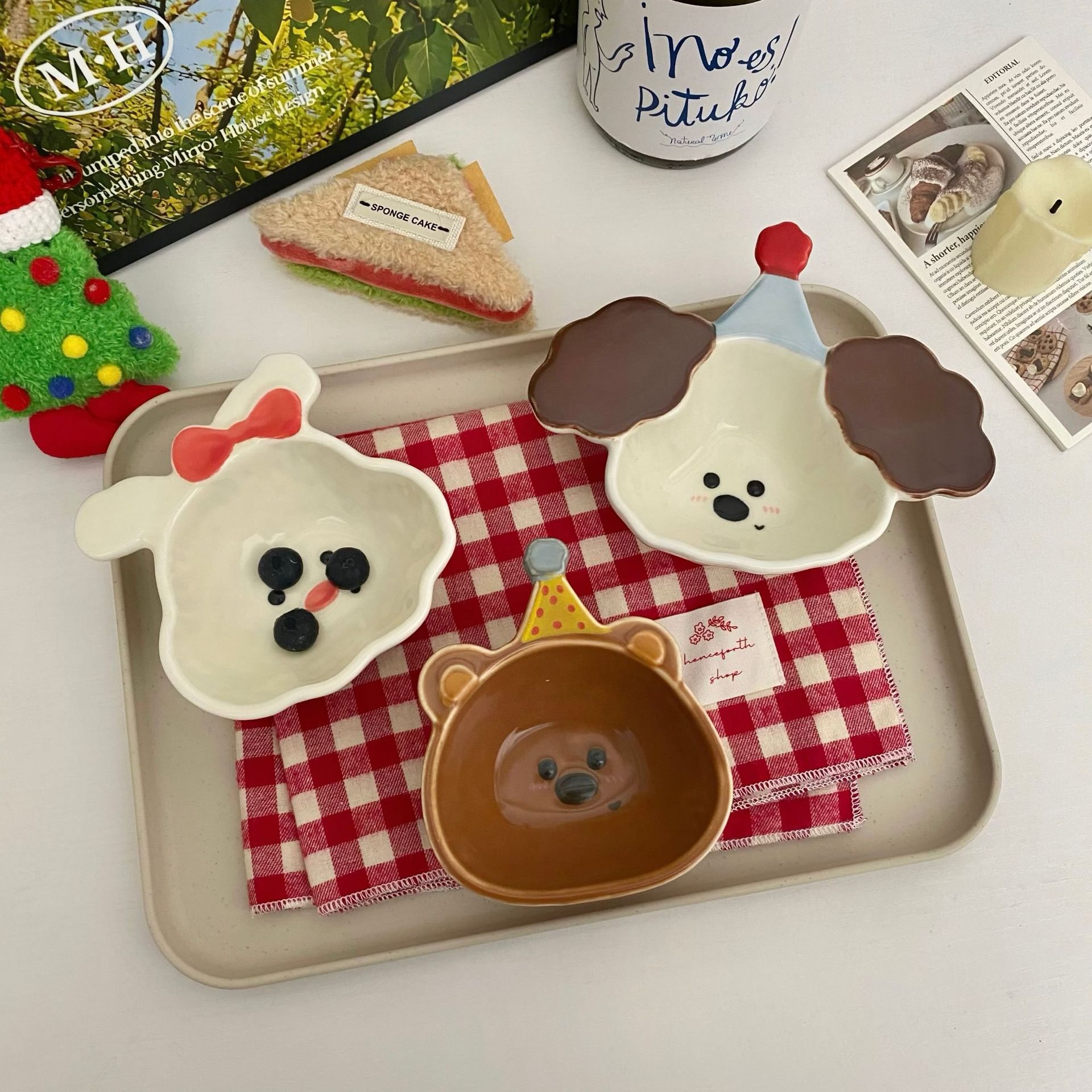 Korean cute cartoon oil plates, animal-shaped ceramic plates, dipping sauce plates, table hot pot plates, kitchen seasoning plates details Picture