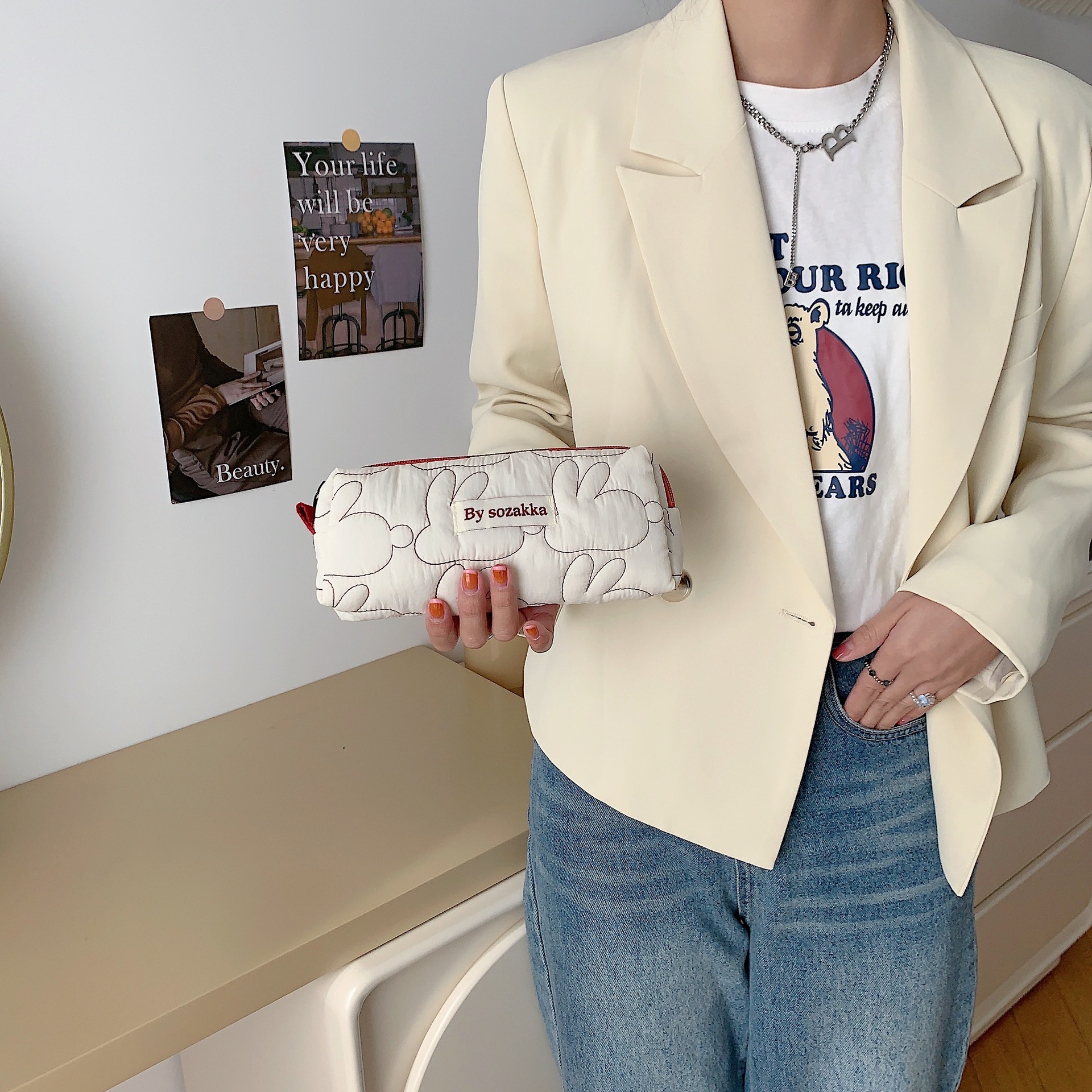32132 New quilted rabbit pen case bag, large-capacity female student makeup bag, portable storage bag Application Scenario
