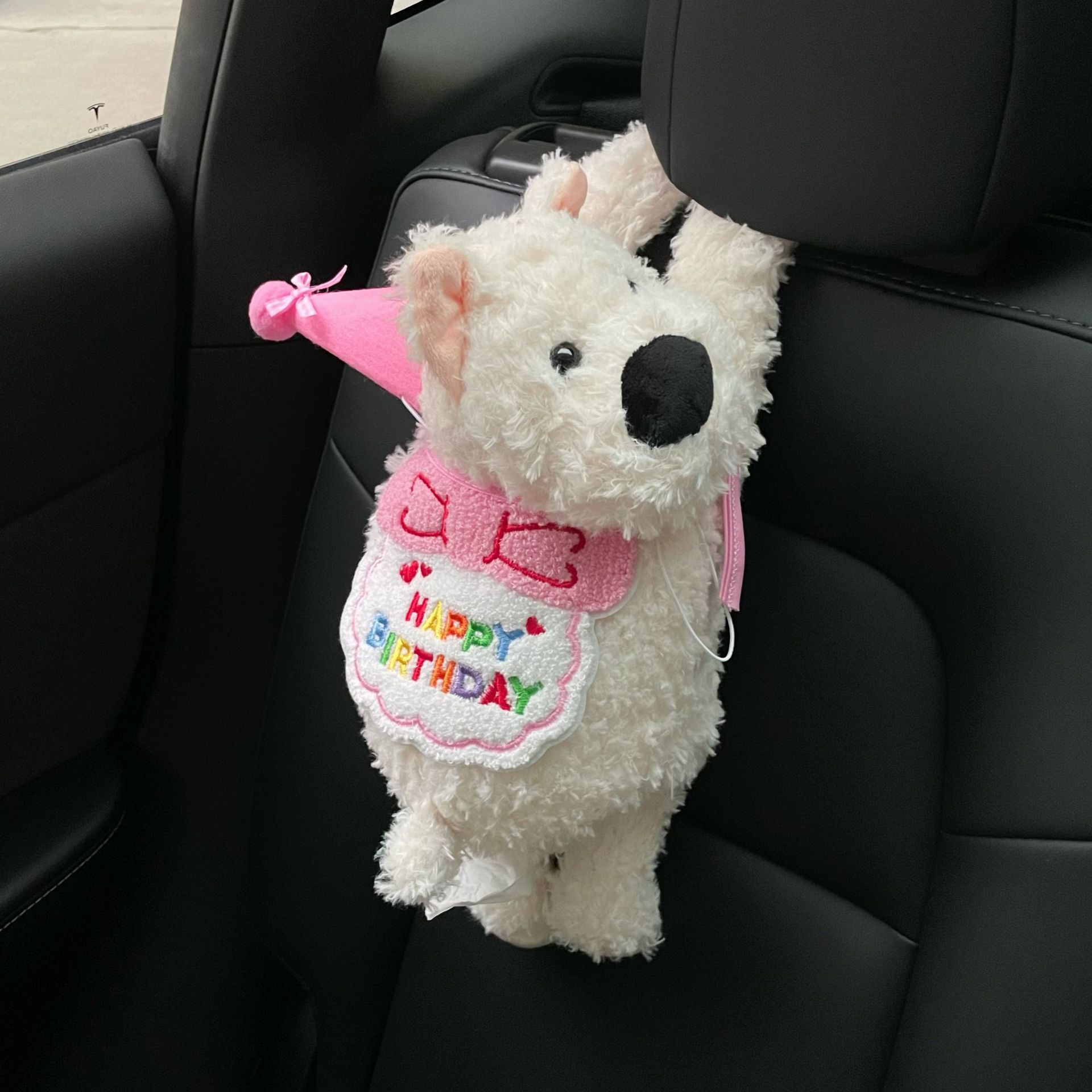 2024 New model West High Ground Puppy Car armrest Box Tissue Box Hanging car Tissue doll Item Picture