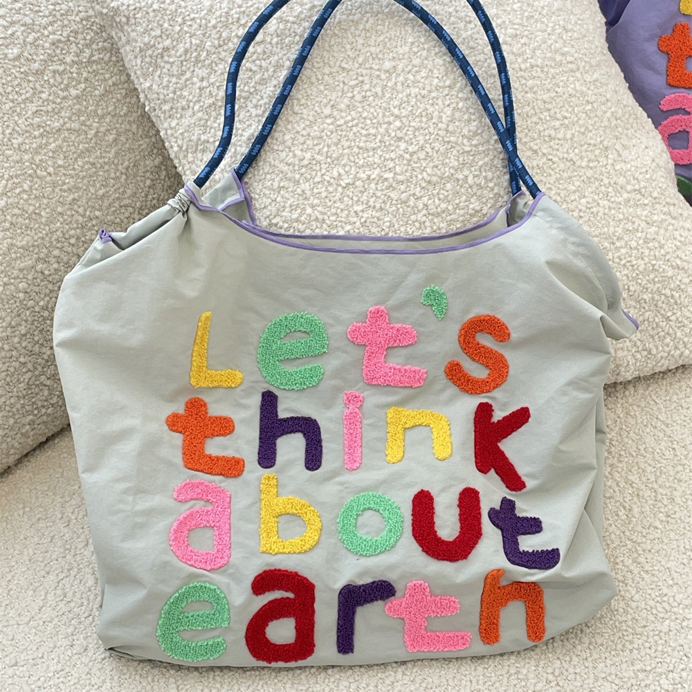 4653 Korean-style ins large-capacity tote bag, laid-back style lettered canvas single-shoulder bag, women's portable shopping bag details Picture