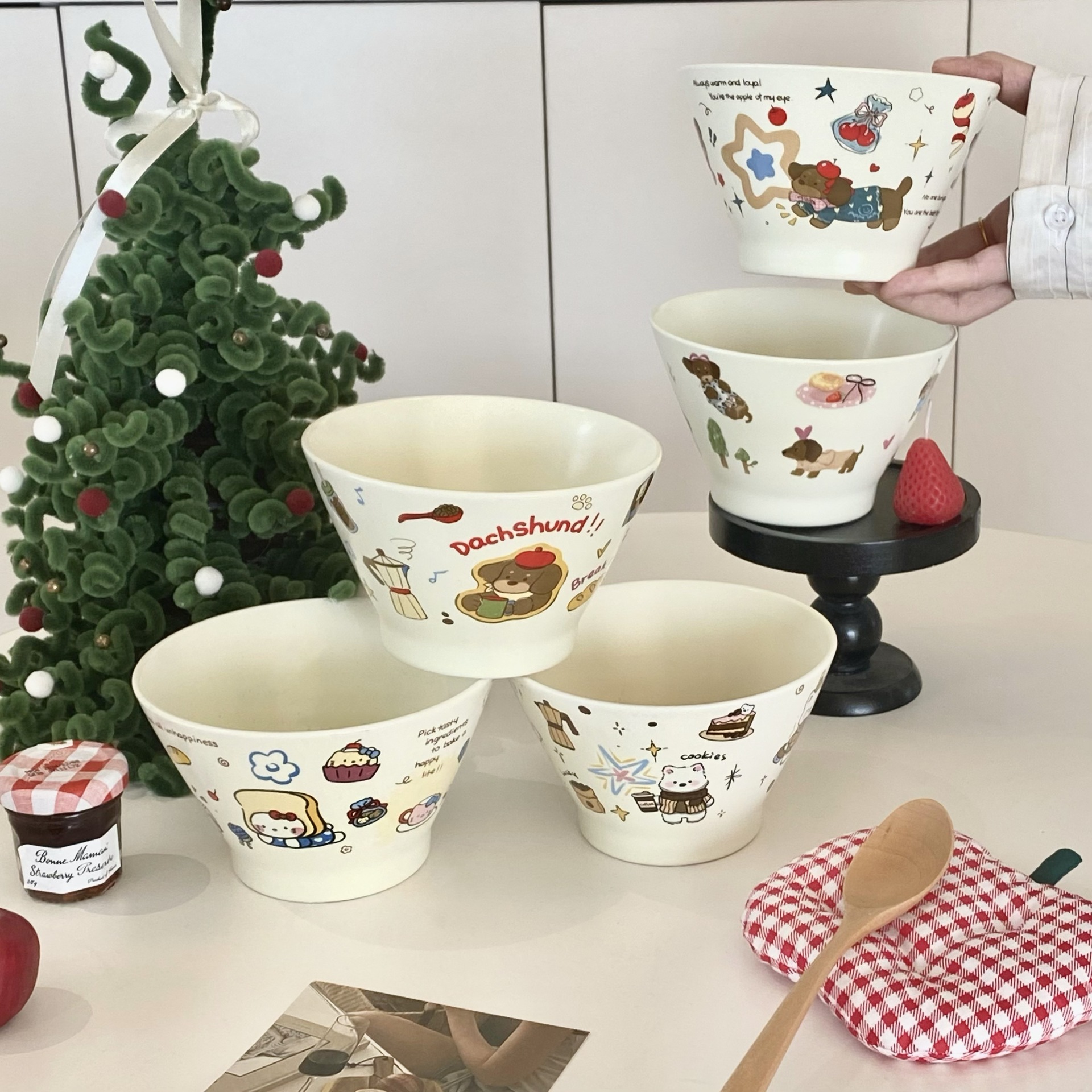 Ceramic cartoon conical hat bowl, cute, childlike and retro ceramic rice bowl, household dessert bowl, breakfast bowl, small bowl for drinking soup full figure