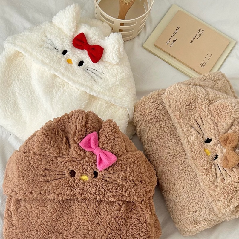 Cute cartoon kitten shawl 2023 new autumn and winter thickened warm blanket with hat velvet blanket, nap blanket cape Item Picture