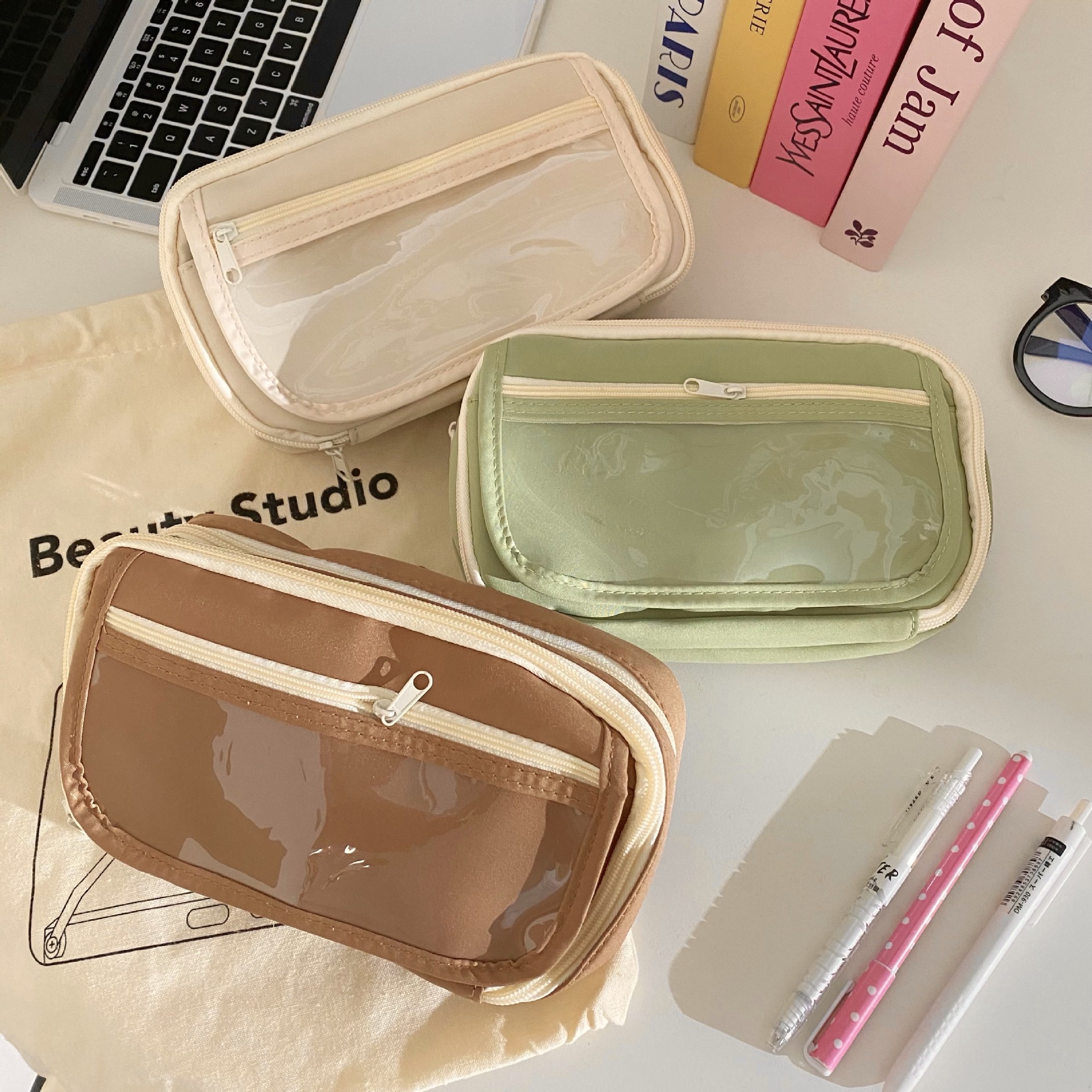 Simple Japanese-style transparent pencil case, new 2024 model, high appearance level, super large capacity pencil case, stationery bag for girls, junior high school students details Picture