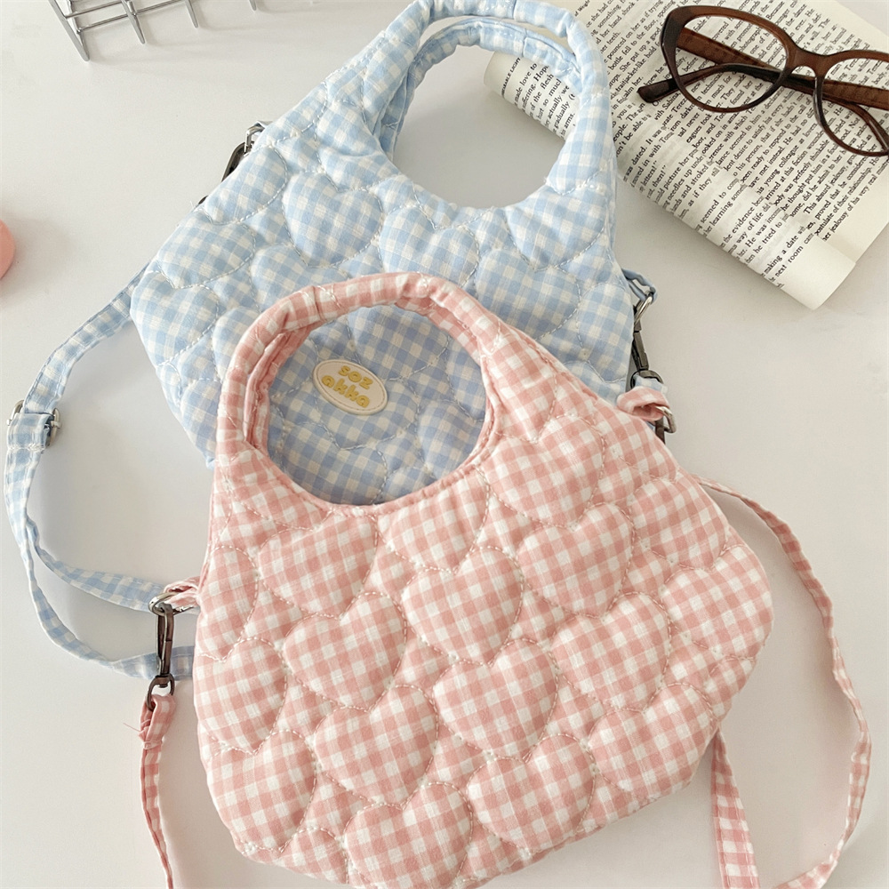55311 Dopamine-colored girl quilted cotton-padded heart handbag, women's single-shoulder bag, magnetic crossbody canvas bag details Picture