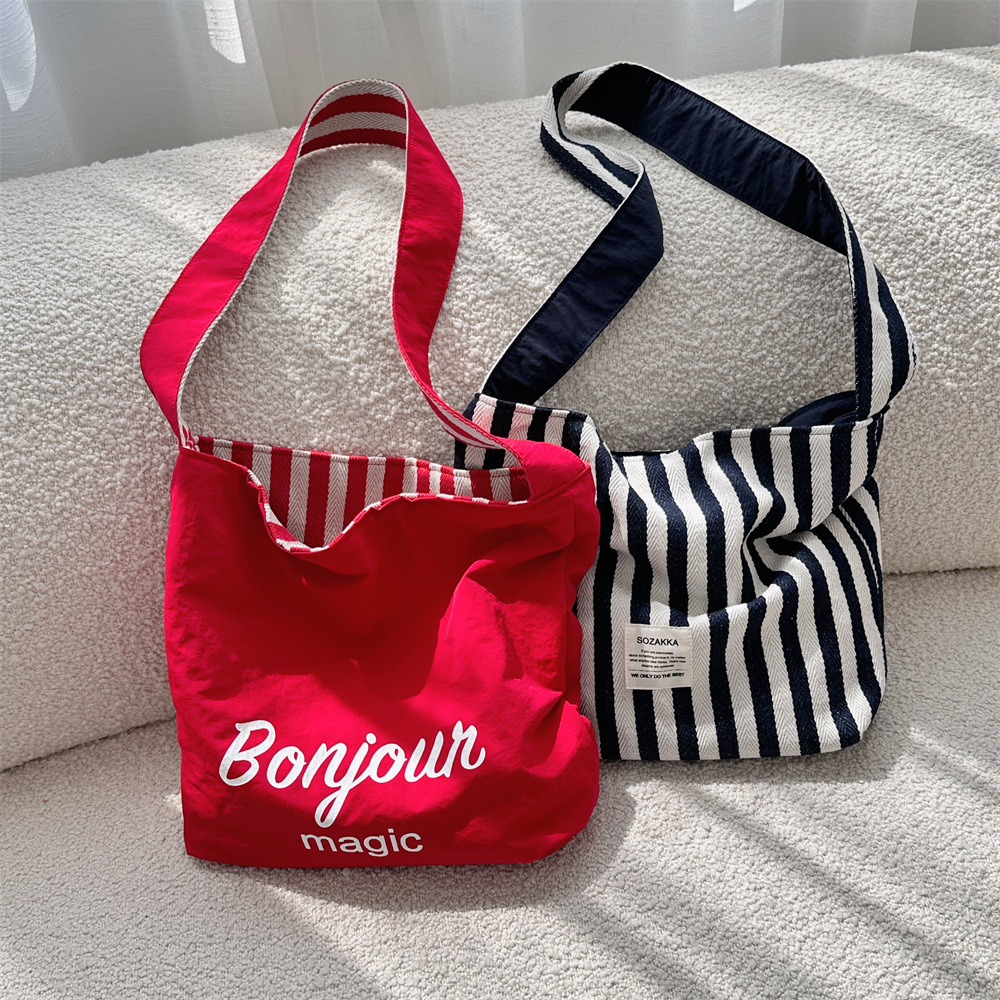 48302 Instagram trendy Korean striped bag, fashionable and versatile shoulder bag, new canvas bag for carrying while shopping details Picture