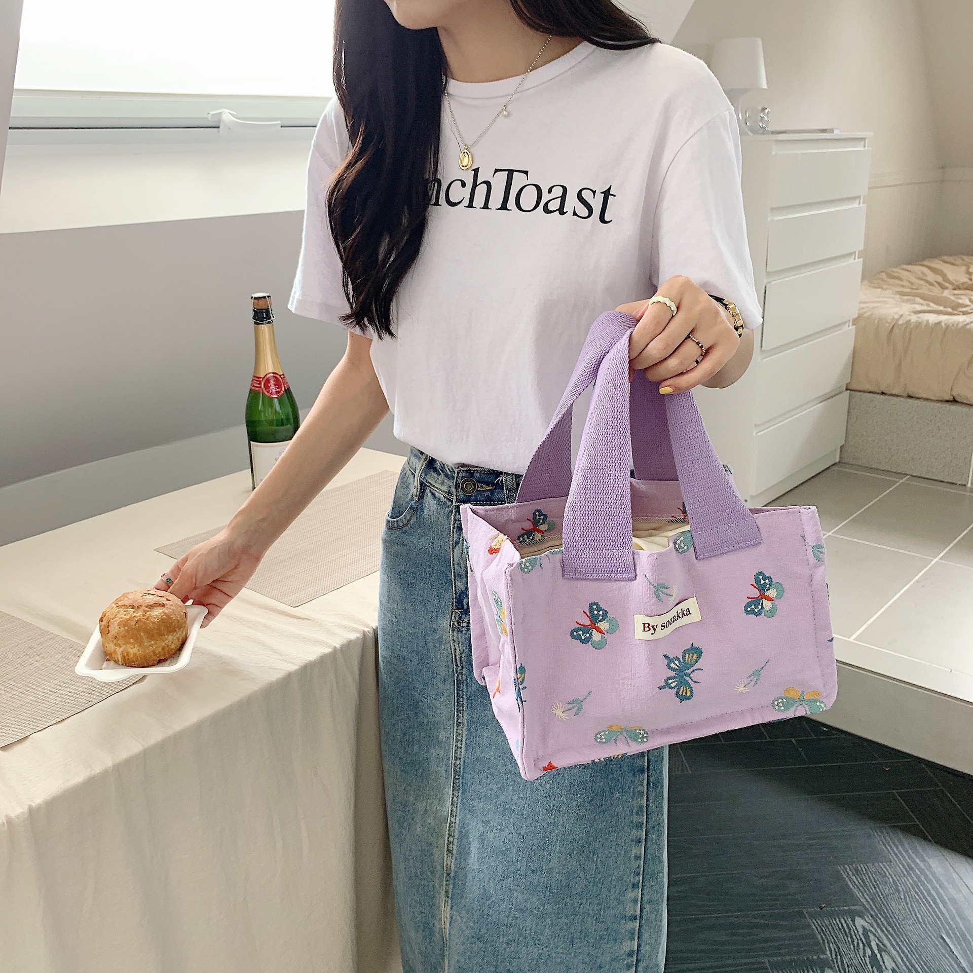 26191 Japanese-style hand-held canvas bags, lunch bags, and snack bags are all suitable for students and office workers Application Scenario