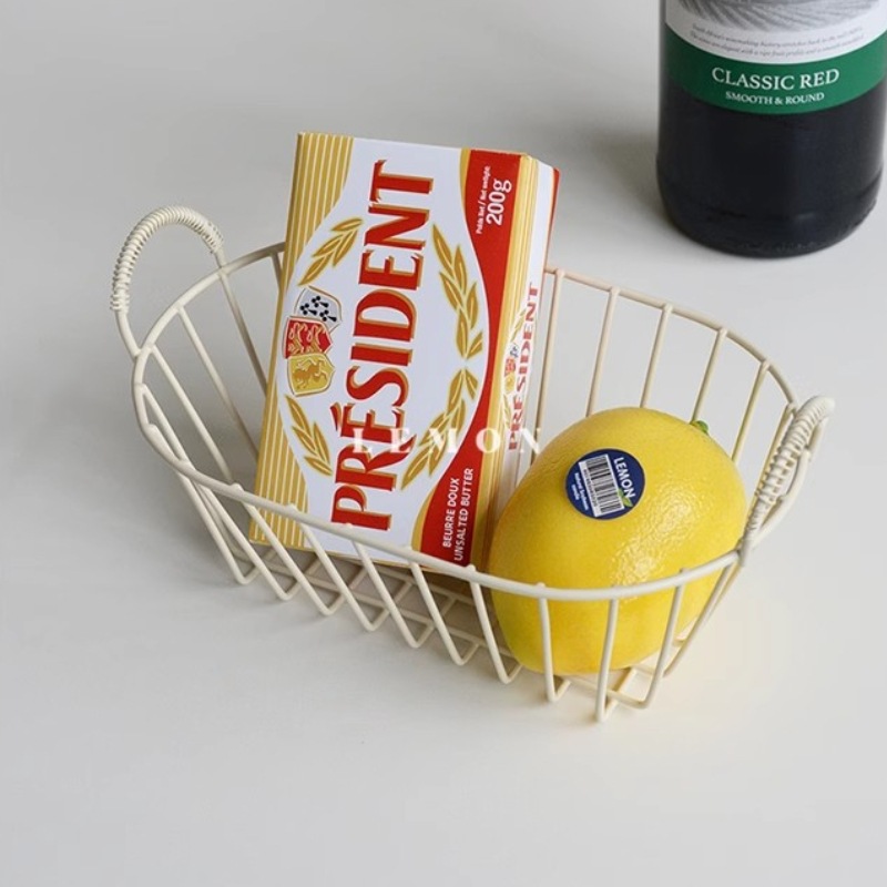 Nordic-style simple storage basket, multi-functional desktop, miscellaneous storage and organization, retro ironwork fruit basket, snack tray full figure