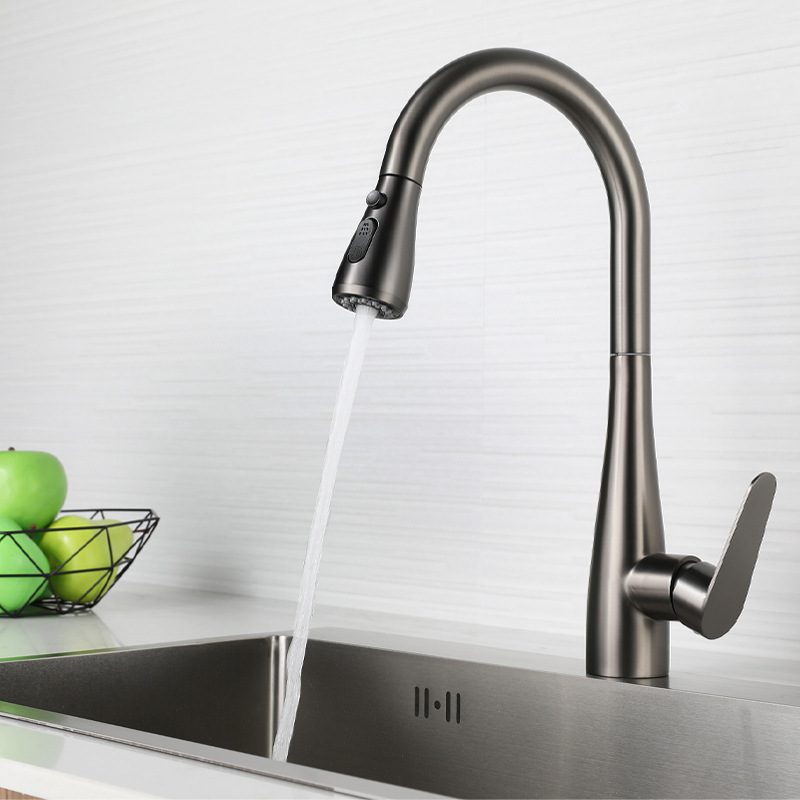 The gray kitchen of the foreign trade gun features a pull-out cold and hot water sink with a rotating dual-mode water outlet and a black faucet details Picture