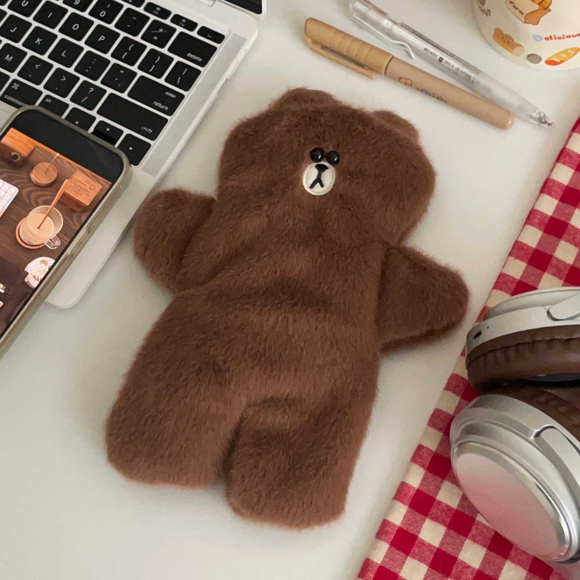 The same style as on Xiaohongshu! Brown Bear plush pencil case ins High appearance level Pencil case, stationery bag for junior and senior high school students full figure