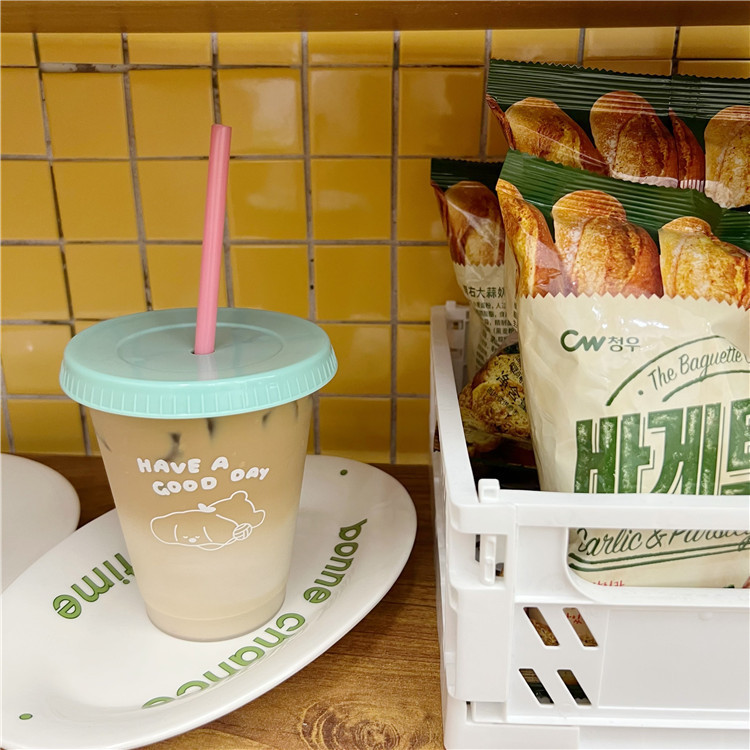 Original works are copyrighted! Korean-style niche cartoon dog summer coffee cup, plastic straw cup, large-capacity portable cup Item Picture