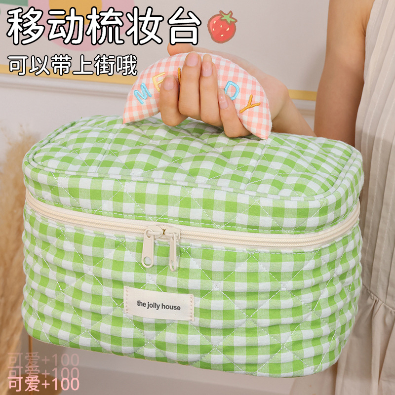 Small floral print storage portable quilted cotton fabric large capacity high-end feel niche design high storage bag, starting from one full figure