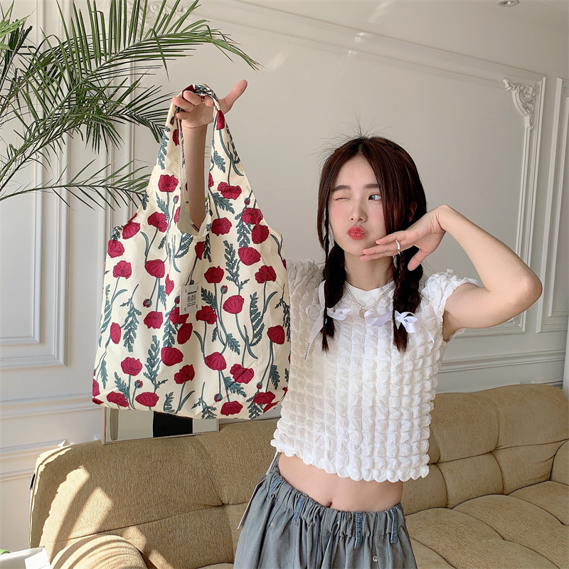 35204 Summer ins floral high-end canvas Bag, fresh and large capacity vest bag, shopping bag for shopping Application Scenario