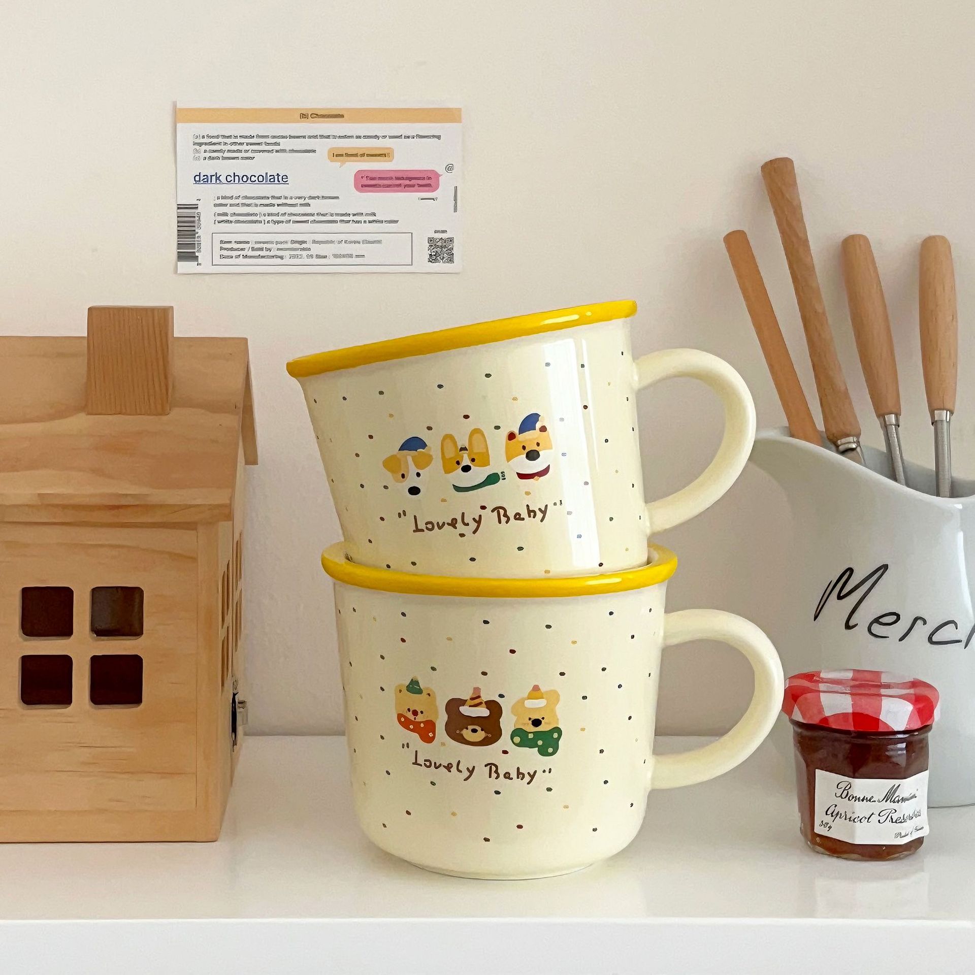 Cartoon yellow-edge coffee cups, mugs, cute animal illustrations, milk coffee water cups, ceramic cups, gift boxes Application Scenario