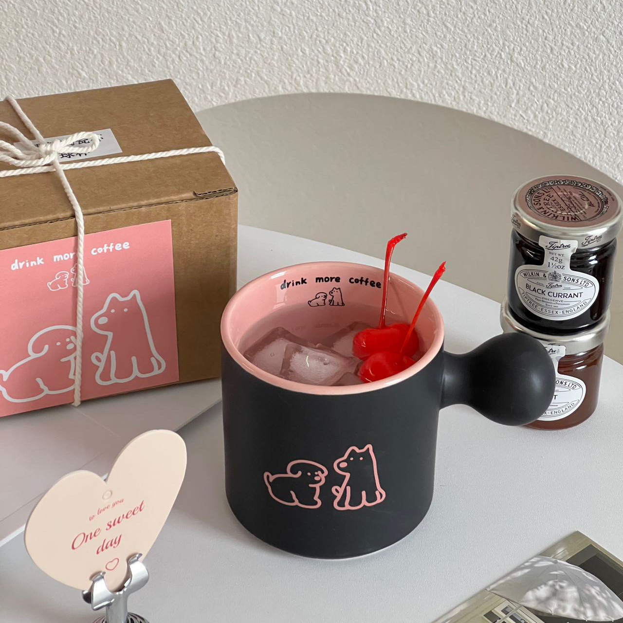 blackpink cartoon dog frosted ball cup, ins sweet and Cool style home breakfast coffee cup, Ceramic cup, straight tube cup full figure