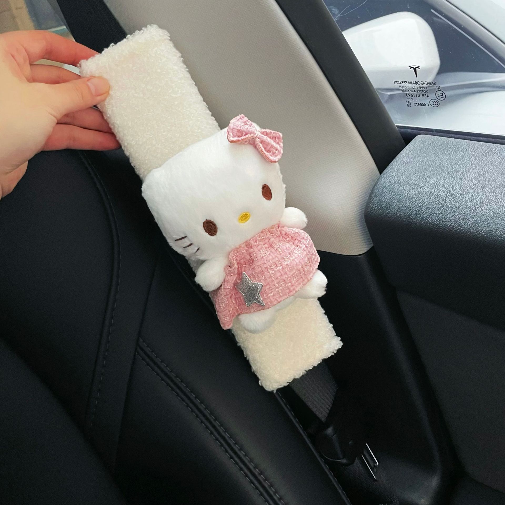 Seat belts, shoulder guards, ins style, girlish cat car ornaments, car decoration, girls' accessories, interior accessories Item Picture