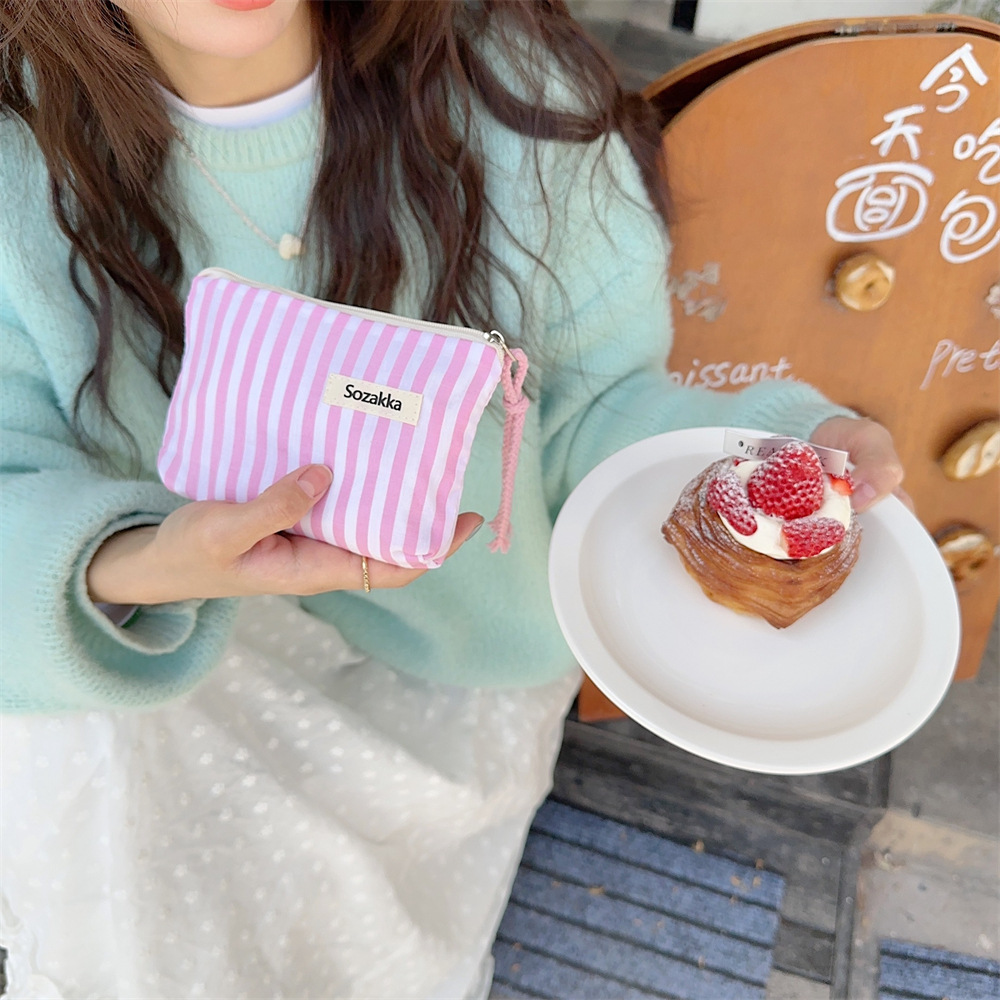 43203 Fresh Striped Lipstick Cushion Storage Bag, Coin Bag, Makeup Bag, Small Portable Sundries Storage bag Specification drawing