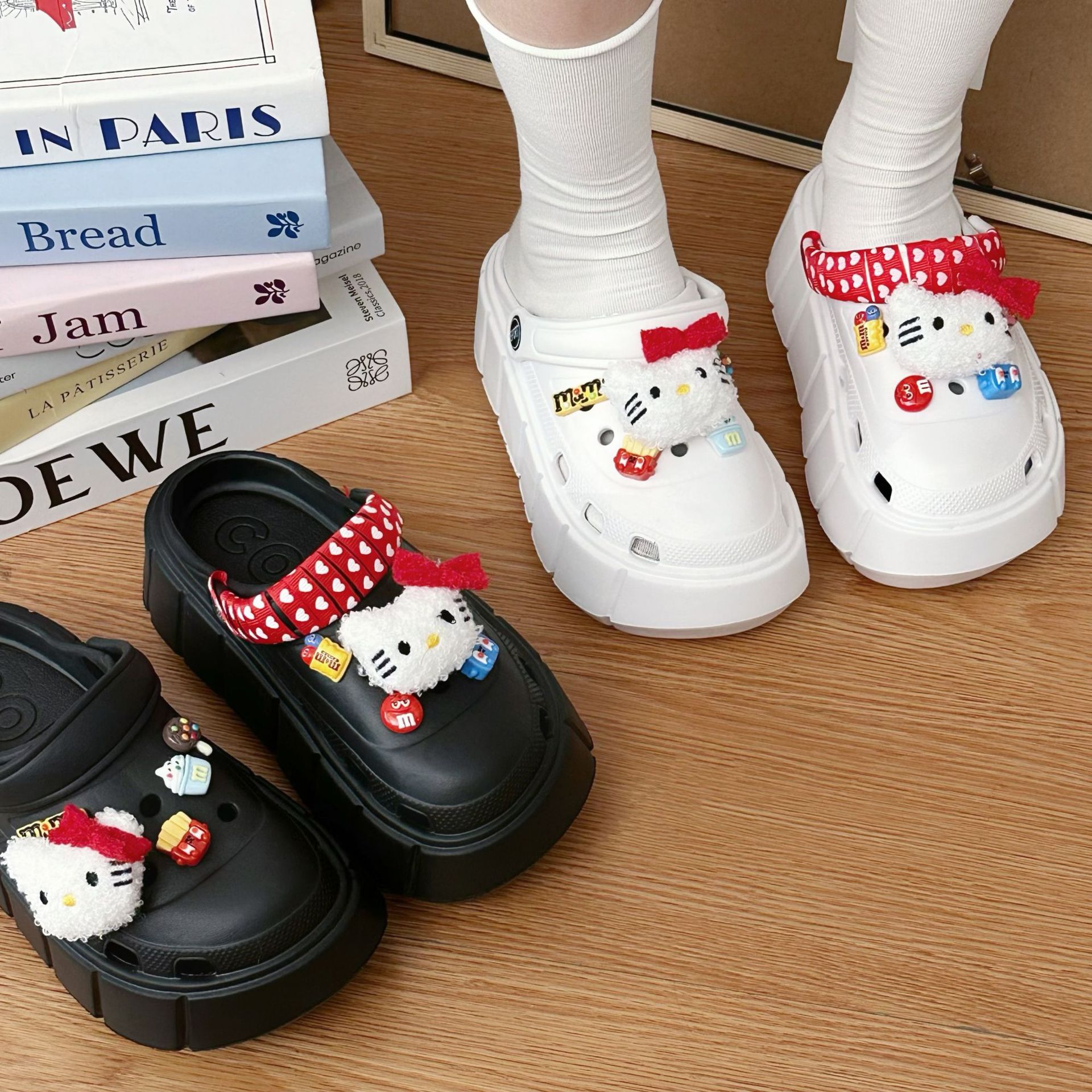 Cartoon food sweet and cool crocs ~ DIY shoe buckles, outerwear, cool slippers, summer home slippers, thick-soled, bathroom anti-slip full figure