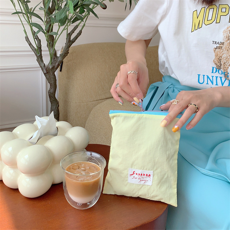 34221 Spring/Summer new color macaron makeup bag, portable and cute little bag, coin purse, jewelry bag details Picture