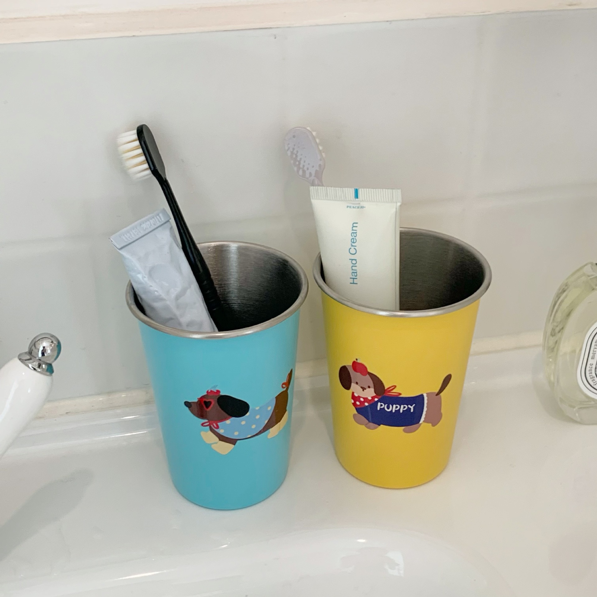 High appearance level dog washbasin cup, cute and simple mouthwash cup, home couple cartoon creative washbasin toothbrush, portable cup full figure