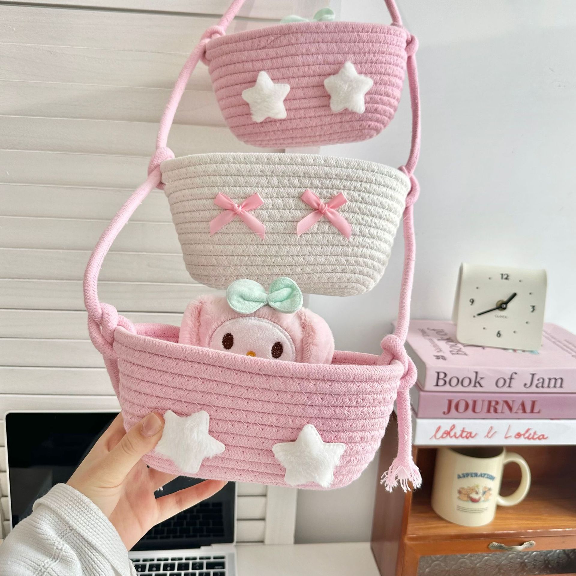Cartoon three-layer hanging basket storage bag, three-dimensional living room entrance, organizing sundries and snacks, wall-mounted folding storage bag details Picture
