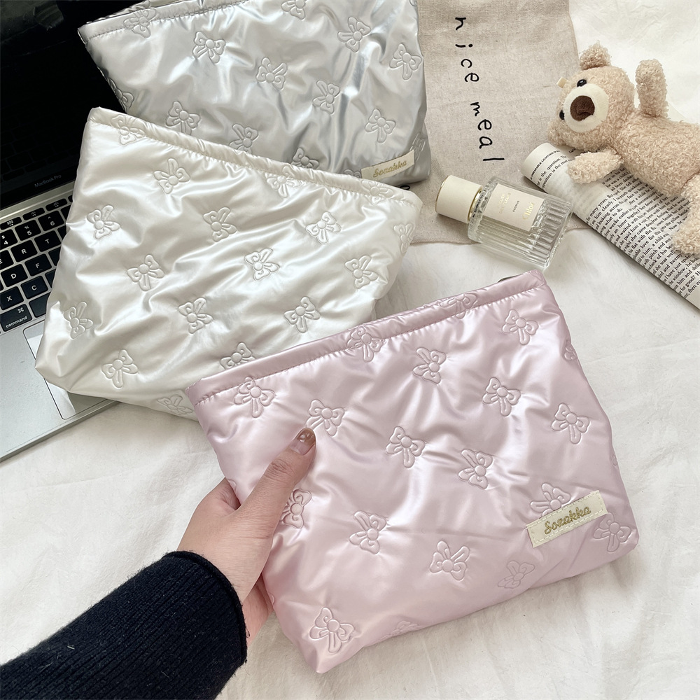 41241 Korean-style quilted pu heart-shaped clutch, makeup bag, skin care products, coin purse inner liner, multi-functional storage bag details Picture