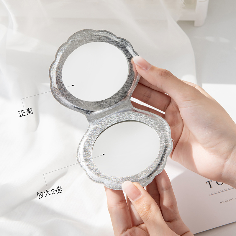 Dreamy laser color girl heart flash shell fairy small mirror Portable and portable, double-sided touch-up makeup mermaid girl Application Scenario