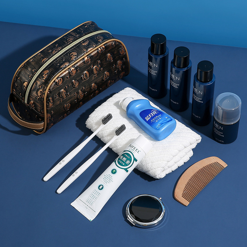 Cross-border simple toiletry bag, PU leather, waterproof, large-capacity portable, men's and women's business travel and business trip cosmetics storage bag Application Scenario