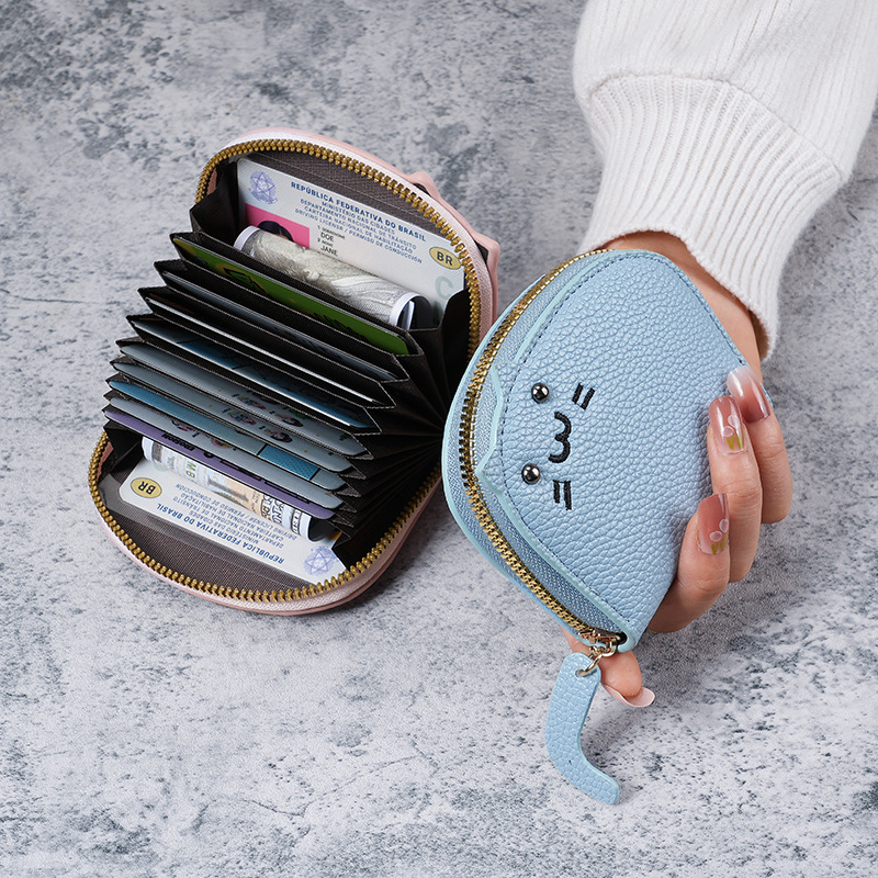 The 2023 new cat-shaped card case for ladies is a compact, trendy, cute, multi-slot, high-end cartoon coin purse that is both portable and adorable Specification drawing