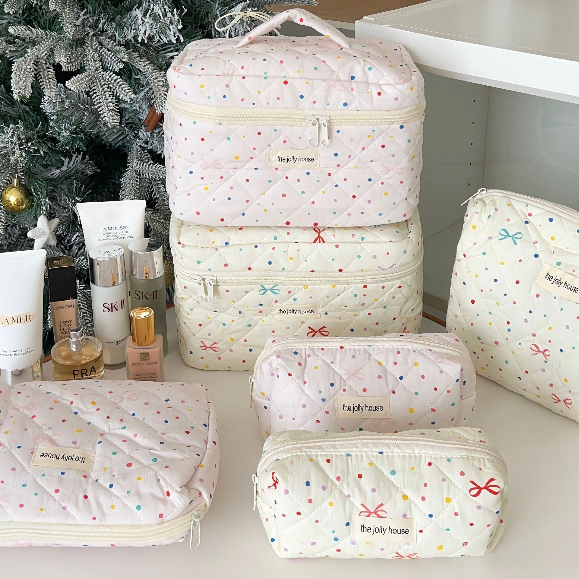 Sweet girl polka dot bow makeup bag, large-capacity toiletry bag, makeup storage bag, portable skin care products travel bag full figure