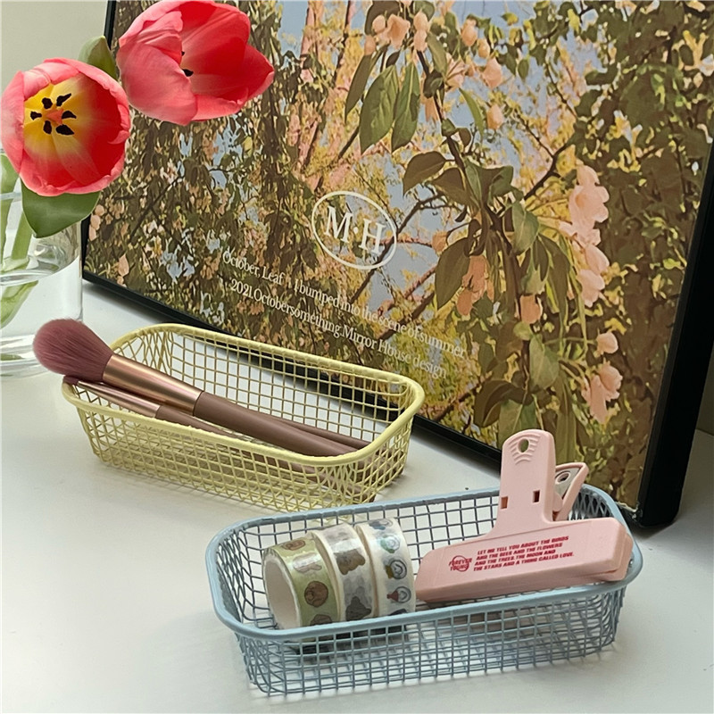Ins-style desk wire storage basket for miscellaneous items, student office stationery storage box, desktop ironwork organization and storage Specification drawing